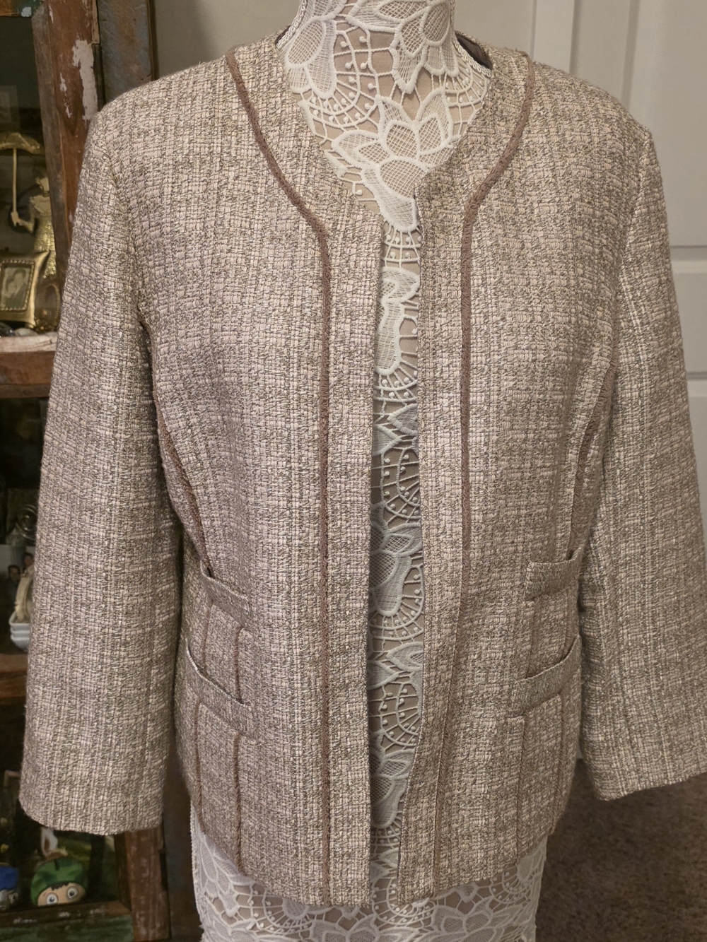 Chico's Neutral Tweed Collarless Blazer in Neutral Tan and Pink